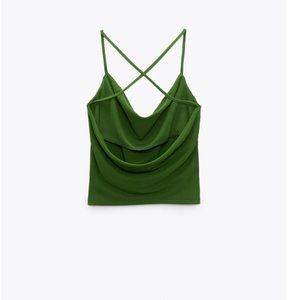 FLOWY DRAPED TOP